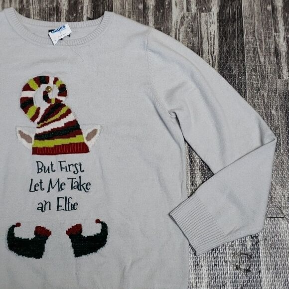 "BUT FIRST LET ME TAKE AN ELFIE" SWEATER - NEW - Picture 4 of 9